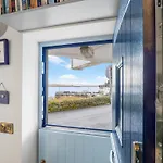 2 Harbour View
