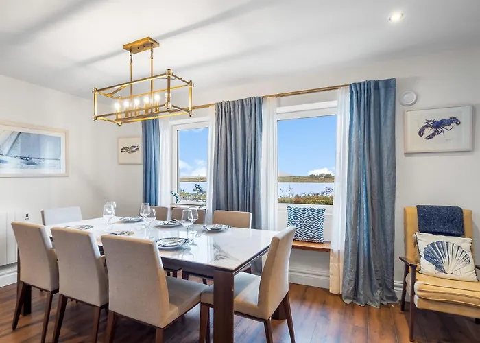2 Harbour View *