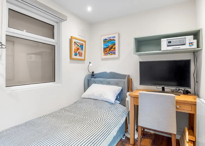 Apartment 2 Harbour View